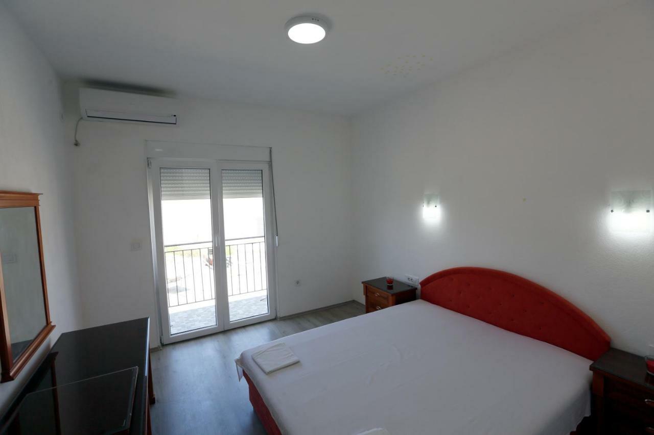 Vila Bella Jaz Budva Buitenkant foto